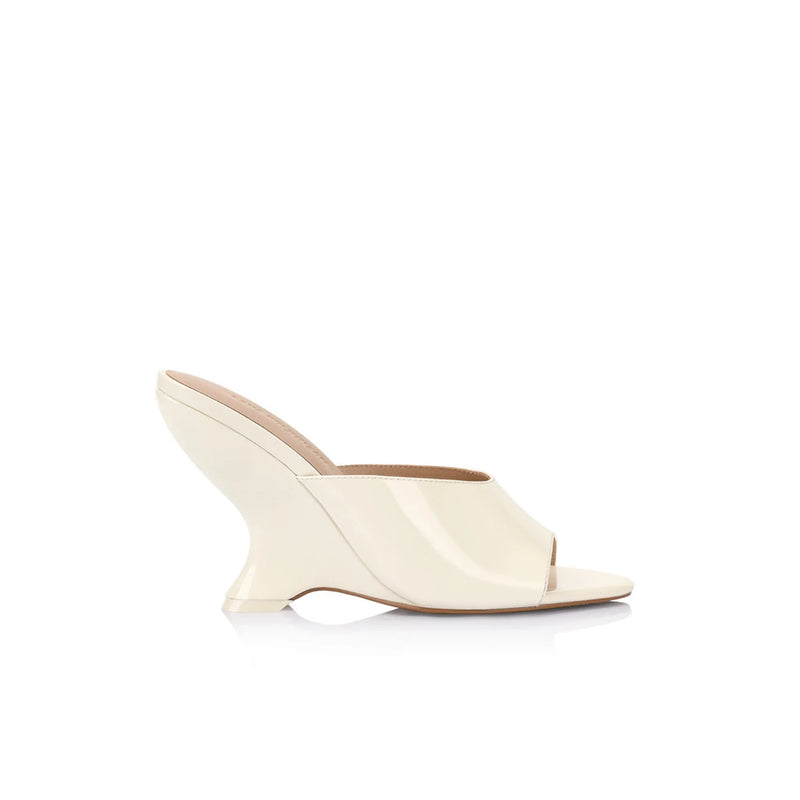 Lana Wilkinson - Martha Wedge Patent Leather - White