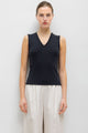 NANDO SLEEVELESS V NECK