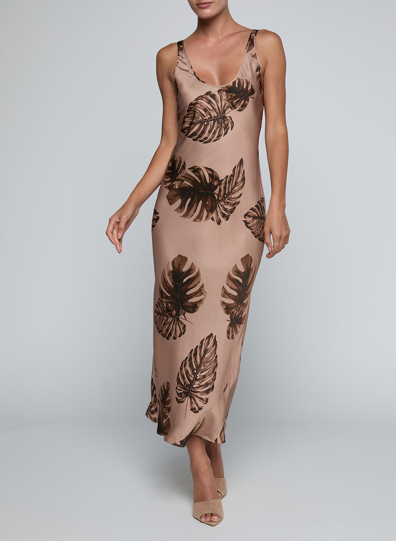 akiya satin maxi dress L'agence - Color:Pink Mist Inside the Art of Wearing Size XS About flannelshirt