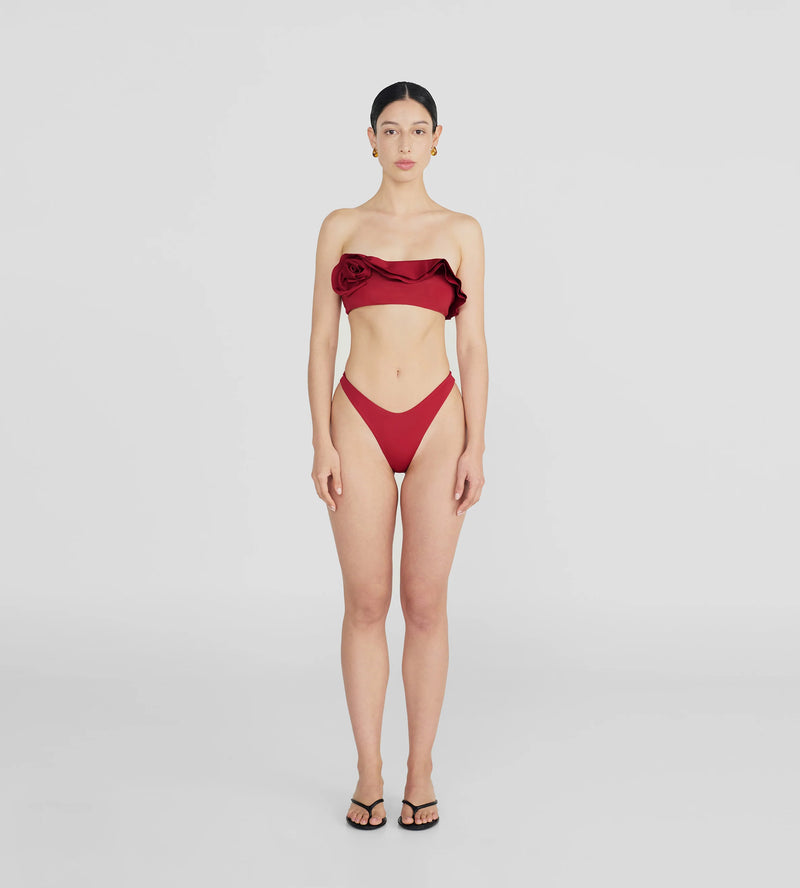 Maygel Coronel - Bies Two-Piece - Carmesi