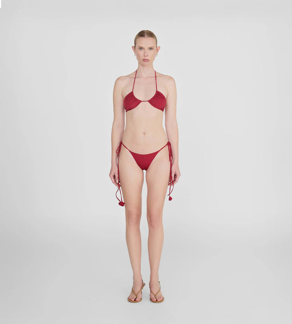 Maygel Coronel - Arazo Two-Piece - Carmesi
