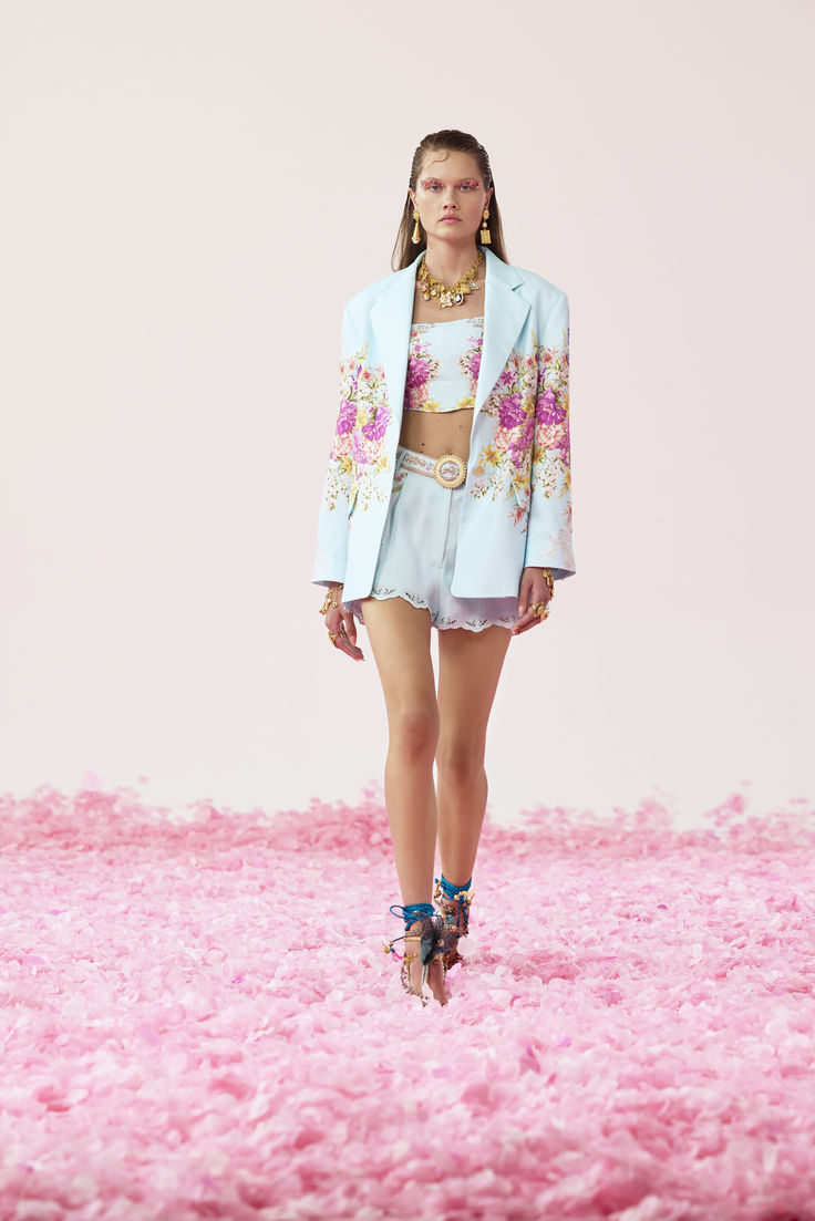 Camilla - Tuck Front Short - Bazaar Blooms