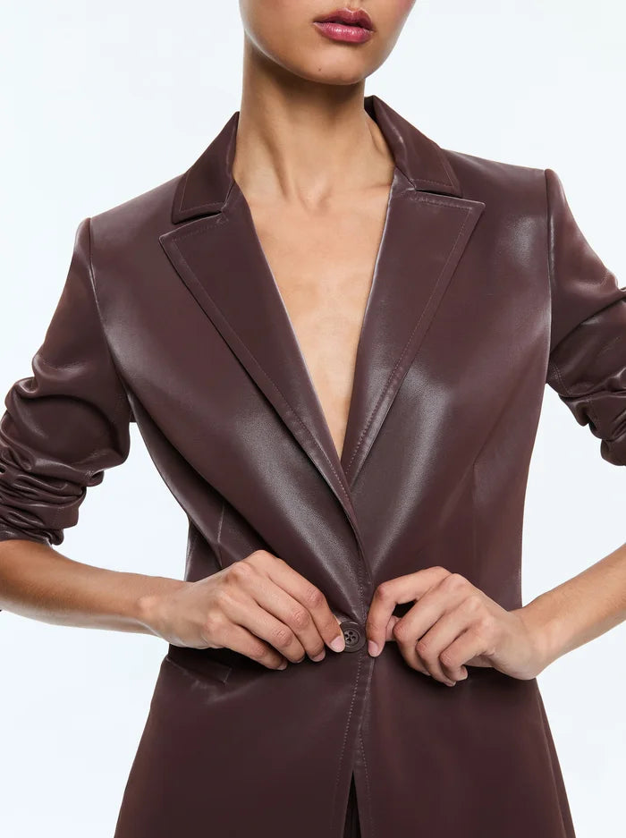 Alice + Olivia - BREANN VEGAN LEATHER LONG FITTED BLAZER - Espresso