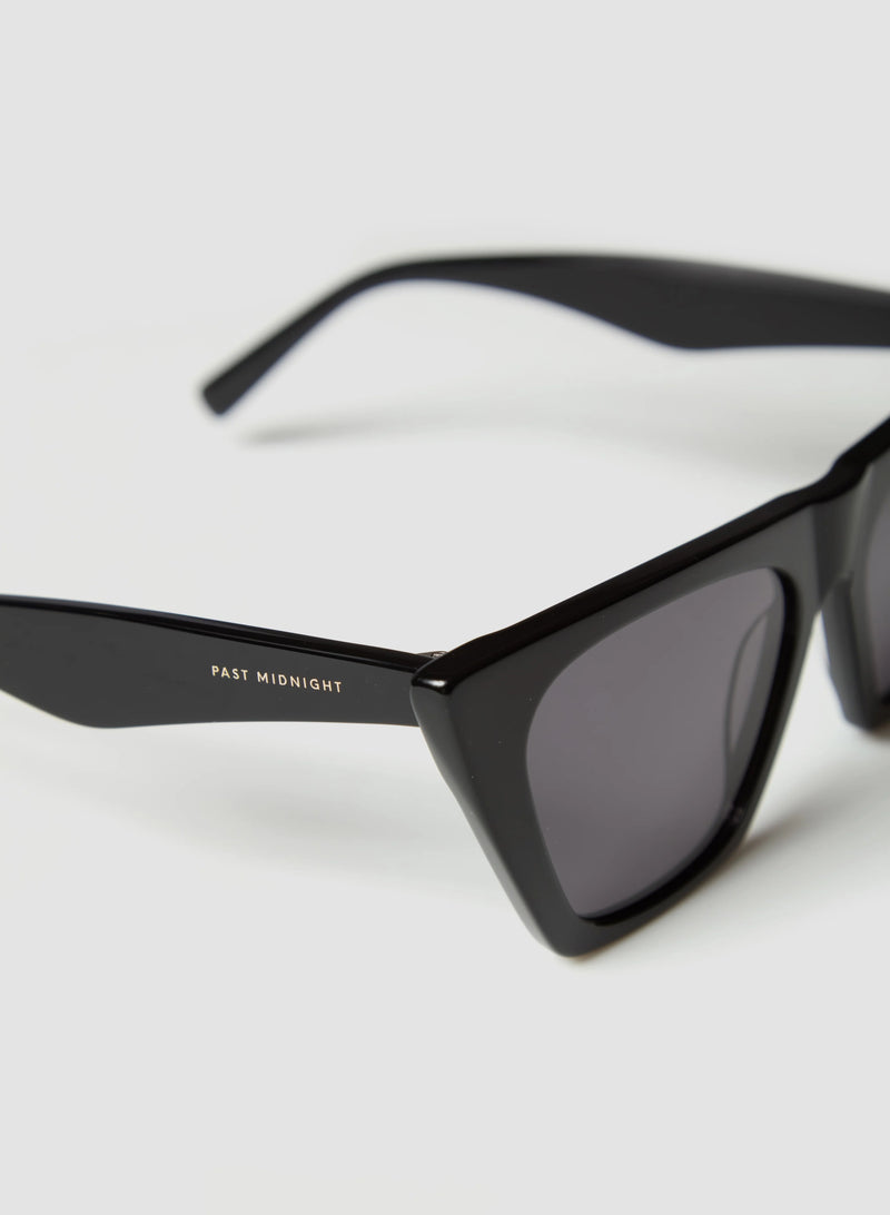 Past Midnight - The Classic - Black