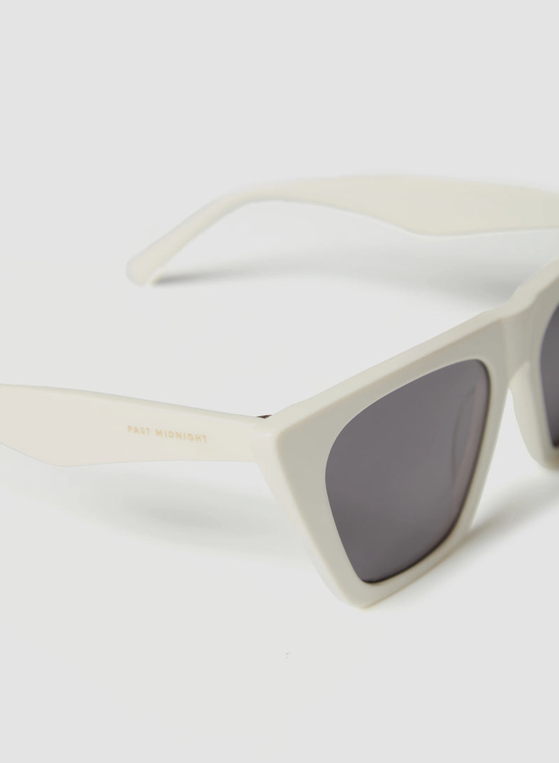 Past Midnight - The Classic - White