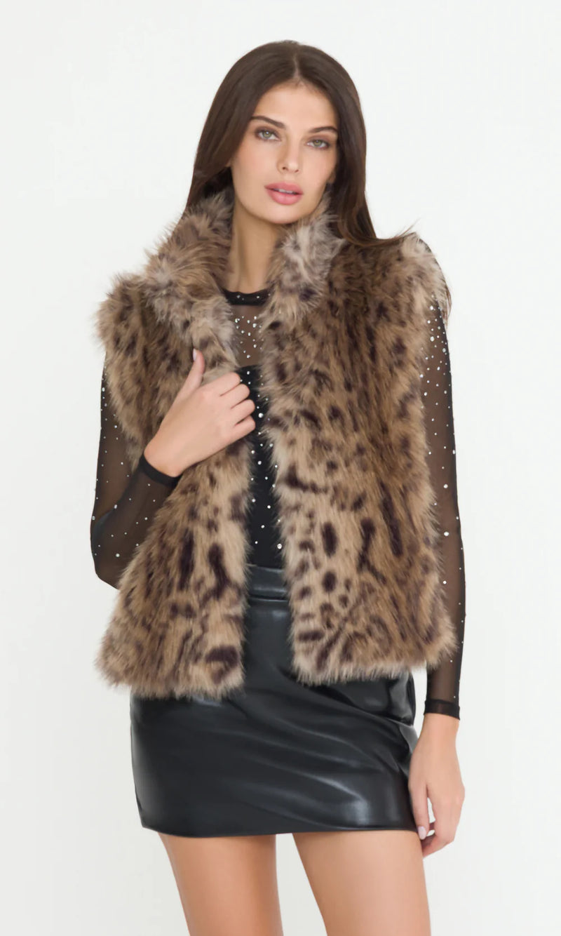Generation Love - Liona Leopard Faux Fur Vest - Winter Leopard