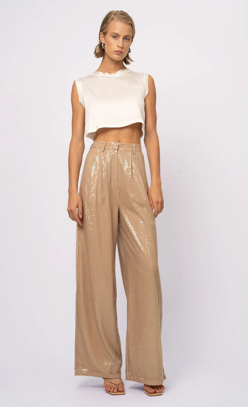 Nonchalant - Roxanne Pant - Sand