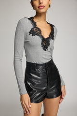 LADY LACE COMBO TOP