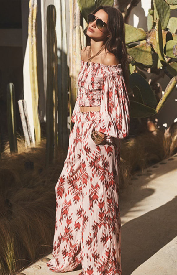 L’agence - Graciela Off-Shoulder Top - Tan Multi Ganado Print