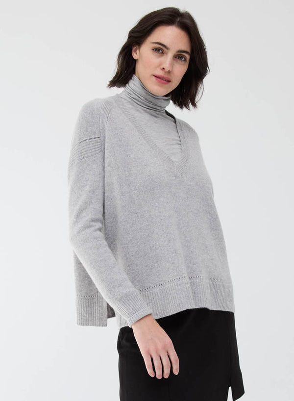 Autumn Cashmere - Oversize Boxy V w/ Seam Detail - Meadow