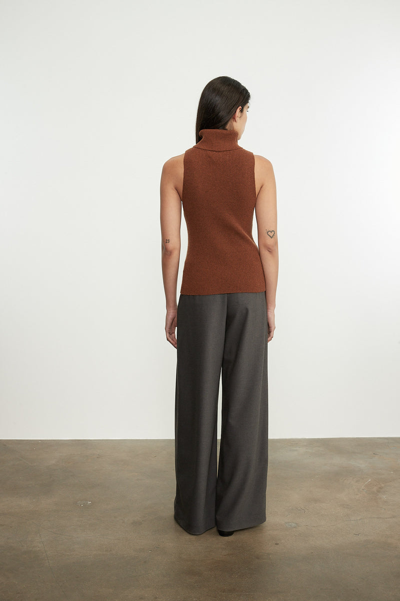 Easy Pleated Wide Leg Trouser