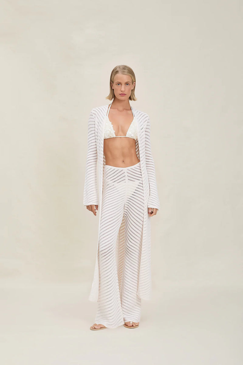 Devon Windsor - Elliott Robe - Ivory