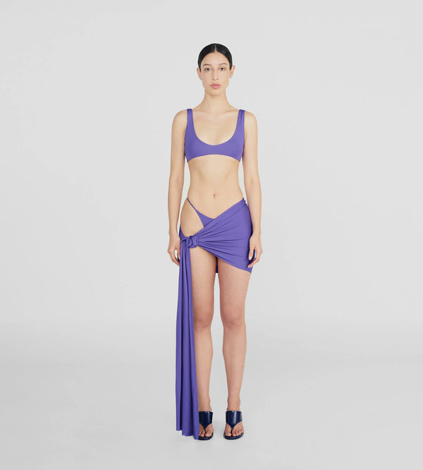 Maygel Coronel - Pestagua Cover-Up - Higo