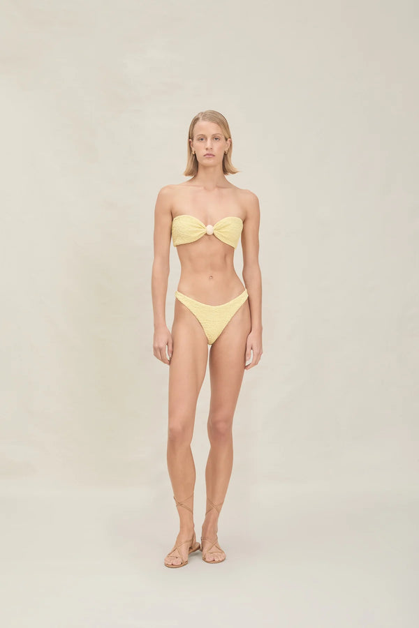 Devon Windsor - Nina Bottom - Lemon