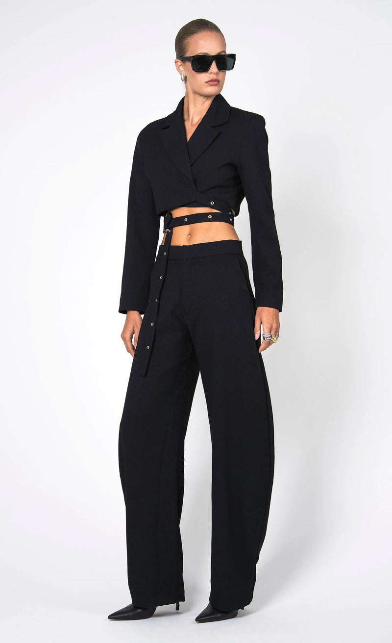 Nonchalant - Della Cropped Blazer - Black