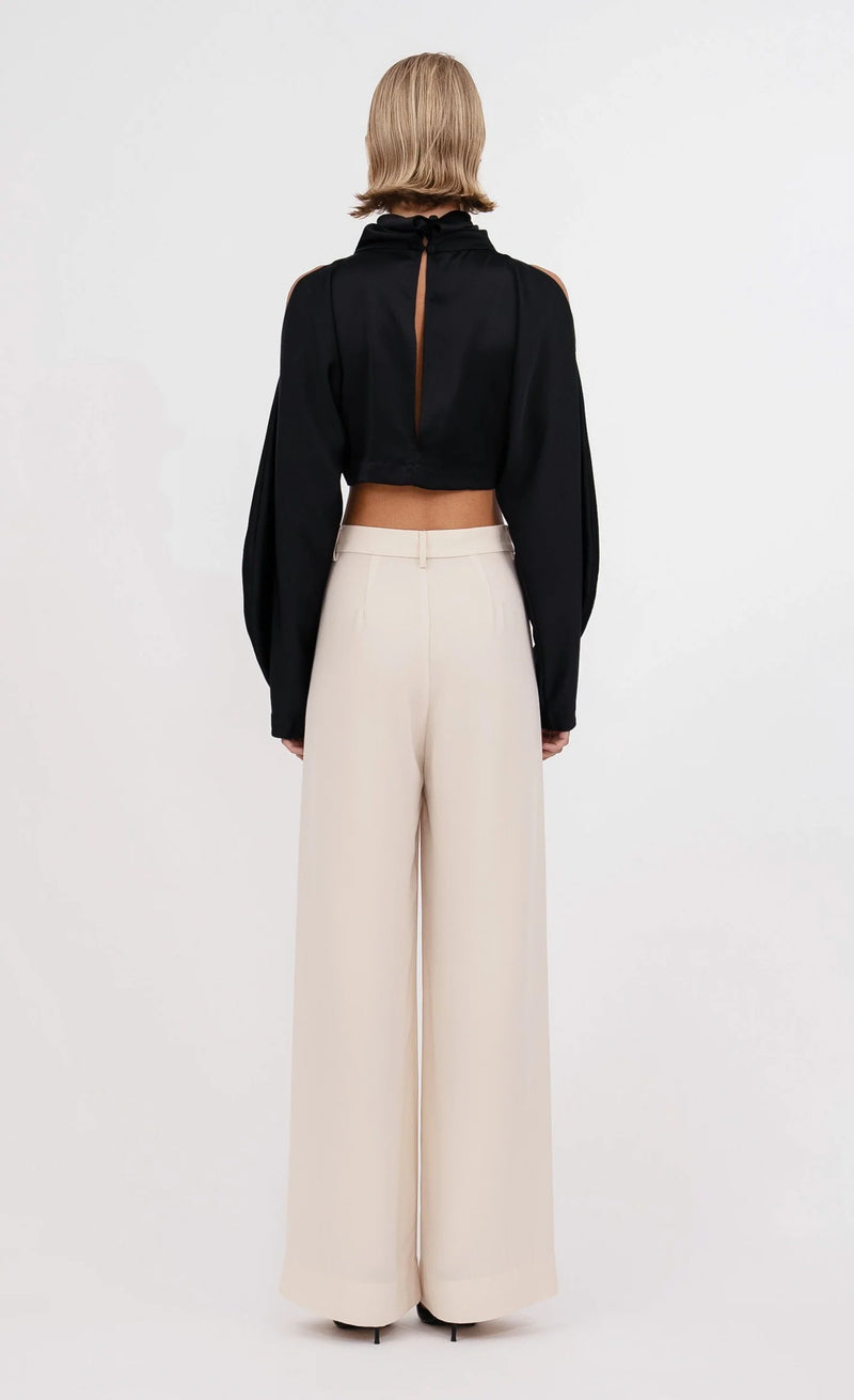 Nonchalant - Melanie Crop - Black